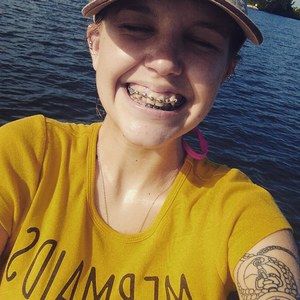 Meet your Posher, Lauren